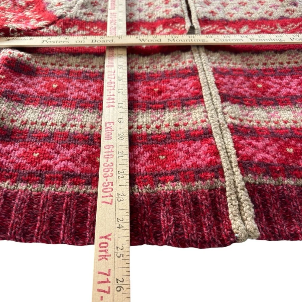 Eddie Bauer Red and Cream Patterned Cardigan - Picture 7 of 13